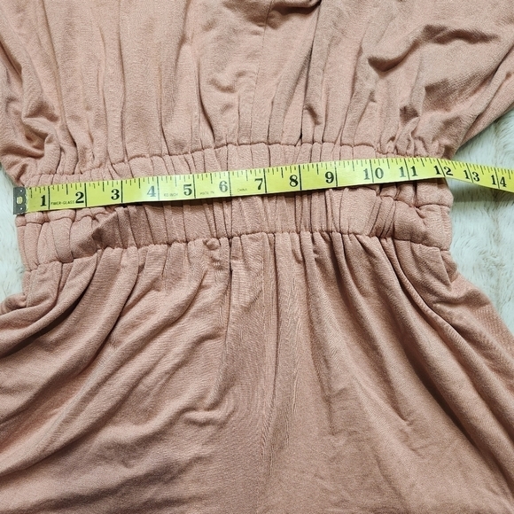 Romper V neckline Rushing on the sleeves soft pink color Size M LUCCA NWT - Picture 10 of 13